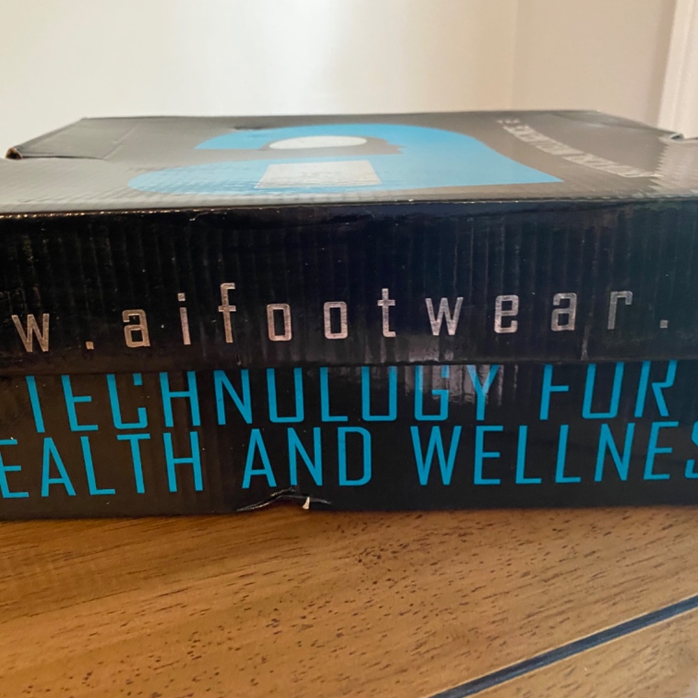 Black Patent Clogs Size 39 (8.5-9) by Artificial Intelligence Like Dansko NIB - Picture 3 of 6